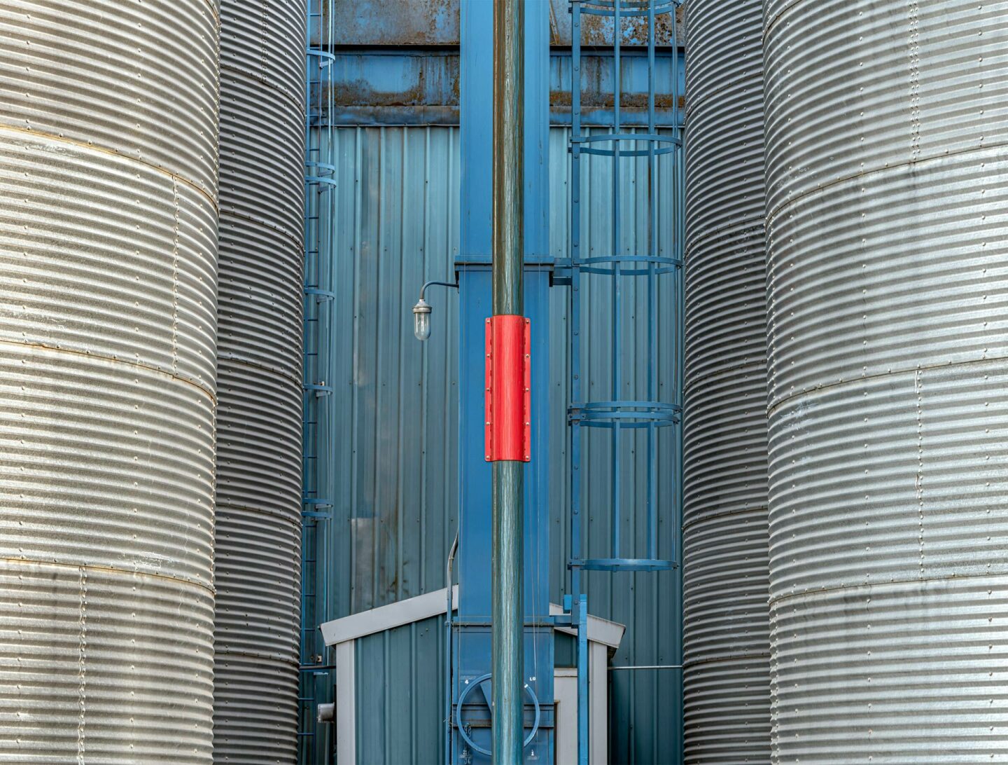 Red Coupler - Palouse - Master